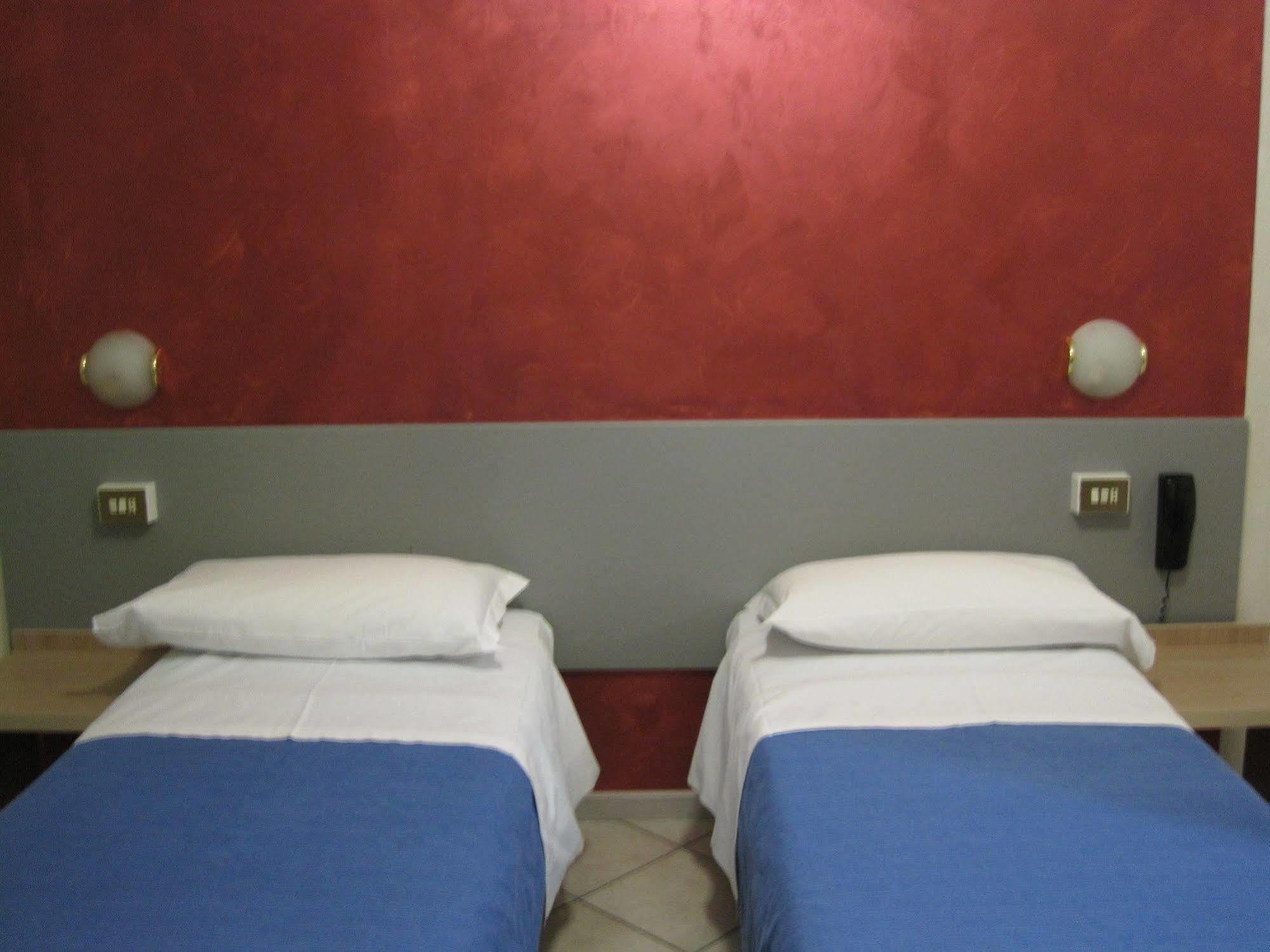 Hotel Bel Sit Milan Exterior photo
